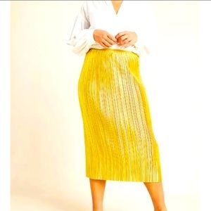 ANTHROPOLOGIE $110 Maeve Gold Metallic Pull On Pleated Skirt Size 6
